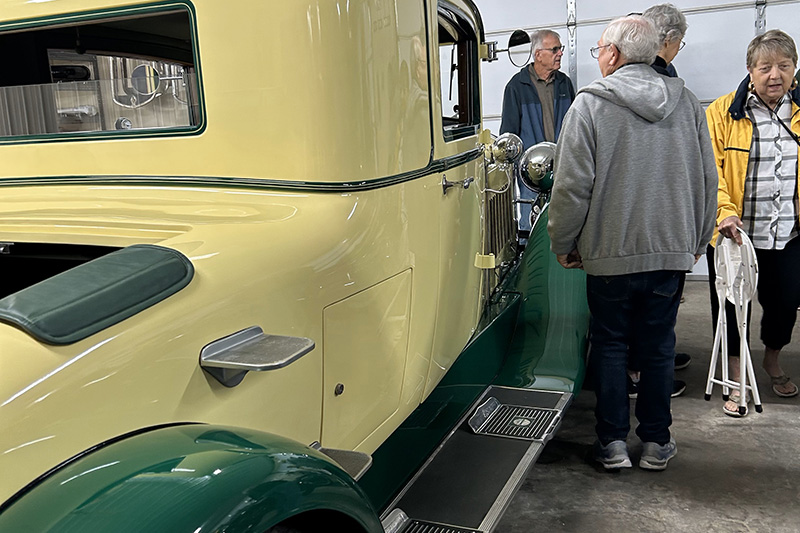 2023 September - Seniors Vintage Cars
